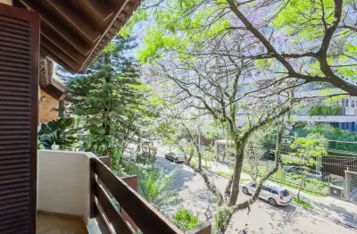 Casa em condomínio fechado com 3 quartos à venda na Rua Jaraguá, 355, Bela Vista, Porto Alegre