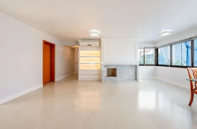 Apartamento com 157 m², 3 quartos, 1 suíte, 4 vagas