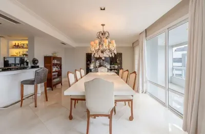 3 suítes com 4 vagas de garagem no bairro bela vista em porto alegre