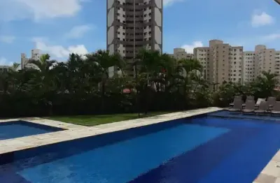 Excelente condomínio club, próximo a farmácias, academias, colégios e muito mais.