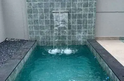 Casa de condomínio térrea para venda tem 143 metros quadrados com 3 quartos