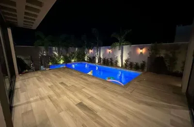 Casa de condomínio térrea para venda possui 334 metros quadrados com 4 quartos