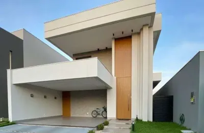 Casa de condomínio sobrado para venda tem 250 metros quadrados com 4 quartos