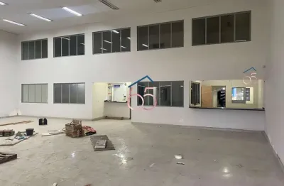 Barracão / Galpão / Depósito para alugar na Avenida Carmindo de Campos, 1, Campo Velho, Cuiabá