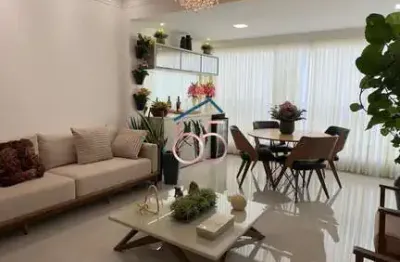 Apartamento espaçoso e sofisticado no edifício portal d’américa