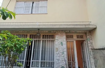 Casa à venda | 178 m² | 2 dormitórios (1 suíte) | 3 vagas na parada inglesa!