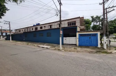 Sobrado à venda | 5 dorms. + salão | 2 vagas na vila sabrina!
