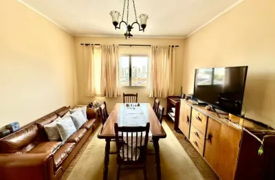 Apartamento à venda – 2 dormitórios, 60m², arejado, com vaga fixa e próximo ao metrô!