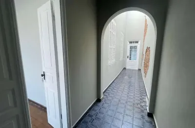 Casa com 1 dormitório para alugar, 220 m² por r$ 5.198,12/mês - centro - itu/sp