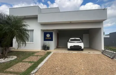 Casa terréa com três suítes no cond. campos do conde ii em paulínia sp