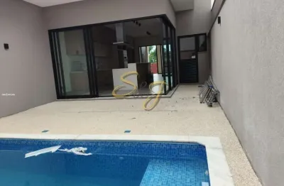 Belíssima casa térrea com Três suítes e piscina no Cond. Manacás-Paulínia -SP