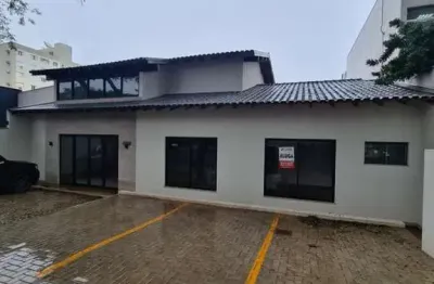 Casa comercial à venda na Avenida Brasil, 4507, Zona I, Umuarama