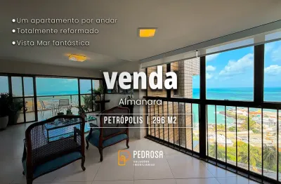 Apartamento reformado com vista mar de 298 m2 com 3 suítes em petrópolis