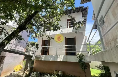Casa em condomínio exclusivo – potencial de valorização e localização privilegia
