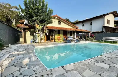 Casa em condomínio fechado com 3 quartos à venda na Rua Miguel Petráglia, S N, Boracéia, São Sebastião