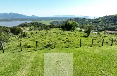 Terreno com vista incrível, 7 mil metros quadrados com vista para a lagoa do coração e guarda do embaú