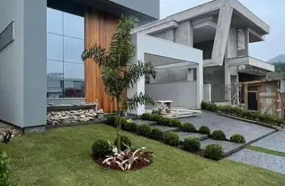 Casa em condomínio fechado com 3 quartos à venda na rua lagoinha, 65, pedra branca, palhoça por r$ 2.800.000