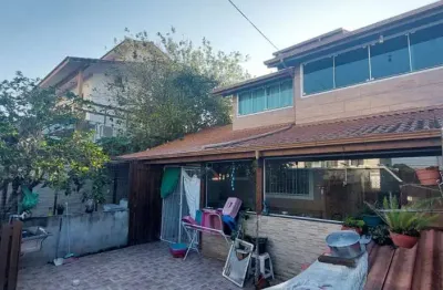 Casa com 3 quartos à venda na rua adélia schröeder pontes, 264, serraria, são josé por r$ 980.000