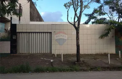 Casa com 3 quartos à venda na General Cândido Borges Castelo, 497, Iputinga, Recife