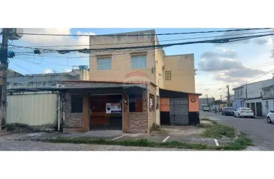 'Oportunidade Imperdível: Imóvel Comercial de Esquina em San Martin, com Apartamento Incluso e Financiamento Facilitado!'
