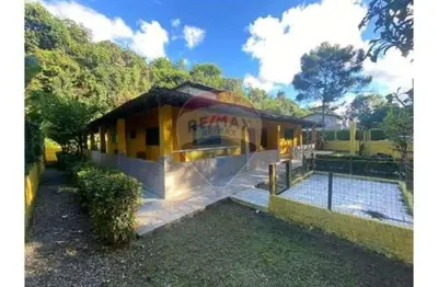Excelente casa condominio em aldeia - beira de pista