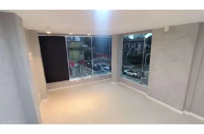 Aluguel - loja de excelente em galeria 1° andar   -  33 mts -  com mezanino - banheiro privado  - av. santos dumont - rosarinho / aflitos