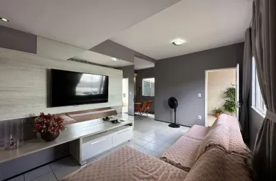 Casa duplex com 4 quartos, sendo 2 suites, energia solar, quintal,  780.000,00
