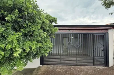 Casa para Locação em Indaiatuba, Jardim Rêmulo Zoppi, 2 dormitórios, 1 banheiro, 2 vagas
