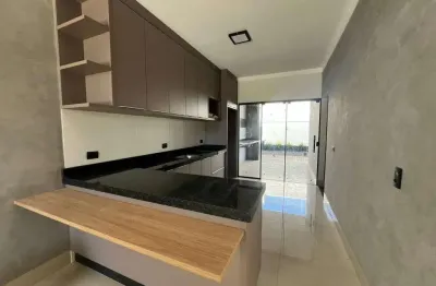 Casa à venda em marialva, semimobiliada, com 3 quartos e deck na área gourmet
