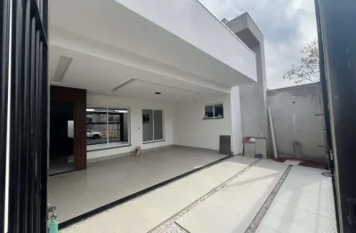 Casa com 3 quartos à venda no Centro, Marialva 