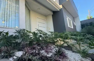 Casa com 4 quartos à venda no Jardim Novo Horizonte, Maringá 