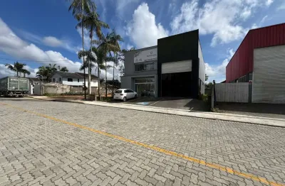 Galpão comercial industrial no vila nova | 283m² de galpão | frente com 15 metros |