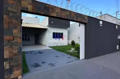 Casa sozinha no lote - 250 m2 - com 3 qts sendo 3 suítes - 3 ar condicionado - região central