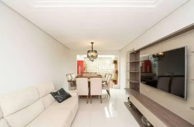 Sobrado mobiliado, 3 quartos sendo 1 suíte à venda - Água Verde, Curitiba/PR