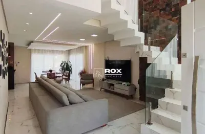 Casa Triplex com 4 quartos à venda, 312 m² por R$ 1.890.000 - Xaxim, Curitiba/PR