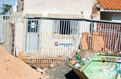 Casa de 2 dormitórios e 1 suíte em construção (fase final)