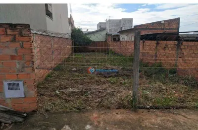 Terreno à venda na Rua Veneza, Jardim Mirandola, Americana