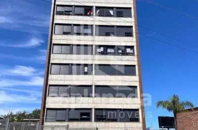 Apartamento com 2 quartos para alugar na rua jaguari, 1170, cristal, porto alegre, 68 m2 por r$ 2.100