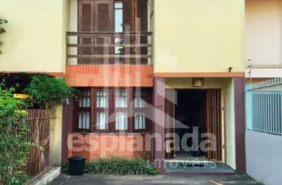Casa com 3 quartos para alugar na rua elias bothome, 271, jardim itu sabará, porto alegre, 114 m2 por r$ 4.000