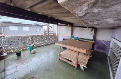 Casa 2 dormitórios mais edicula 2 comodos 2 vagas de garagem
