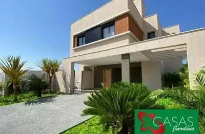 Casa à venda no jardins lyon com 284 m² e 4 quartos.