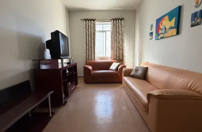 Apartamento 3 min Praia do Forte, 2 quartos, dep. completa, vaga. Passagem.