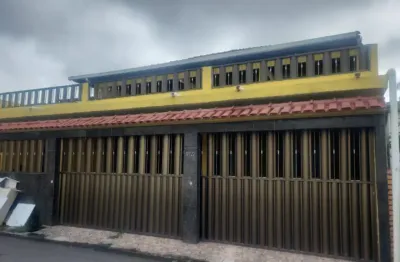 Casa com 4 quartos para alugar na Travessa Jaramataia, 15, Alvorada, Manaus