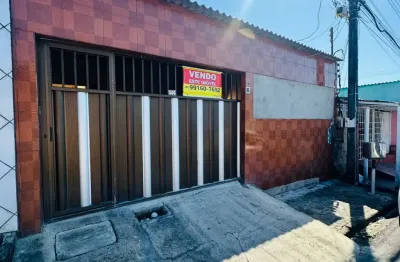 Casa térrea espaçosa  3 qtos sendo 1 suítes , 2 vagas - nova cidade