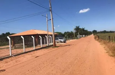 Terreno plano 1500m2, pq. bela vista no bairro três rios - dois córregos -sp. condomínio c/ área verde e com rio.