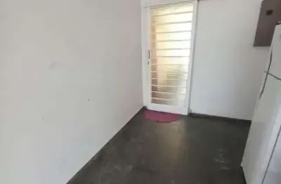 Casa 3 dorm. sendo 1 suíte, sala estar ampla, cozinha, 3 vagas garagem, quintal em ótima localização, próximo ao centro em valinhos.
