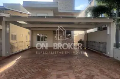 Para quem busca exclusividade em valinhos! casa incrível em um dos condomínios mais desejados da cidade.  ✔️ 3 suítes (1 master) ✔️ rica em armários ✔️ piscina com vista para a mata ✔️ localização pri