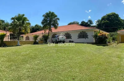 Linda casa campo at 4000m2, ac 376me, 4 dorm. 2 suítes, piscina, salas amplas, sauna seca, churras., pomar, ar. verde em meio à natureza.