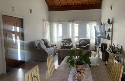 Casa térrea cond. villaggio fiorentino. at: 340m2, ac: 230m2. 3 quartos, 1 suíte, 2 banheiros, sala, área gourmet com churrasqueira, 3 vagas.