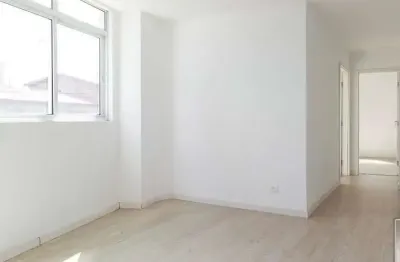 Apartamento com 2 quartos para alugar na rua arary souto, 80, bacacheri, curitiba, 54 m2 por r$ 4.200